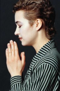 woman-prayer3